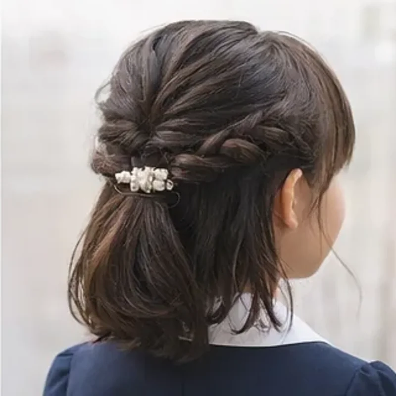 ショート〜ボブの卒業式ヘア（イメージ）